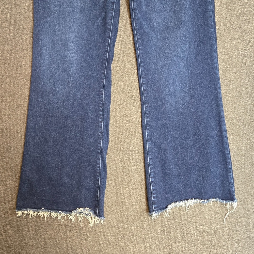 Women's‎ KanCan High Rise Holly Flare Jeans Raw Hem Sz 13/30 Meas. 30x31 - Picture 2 of 12